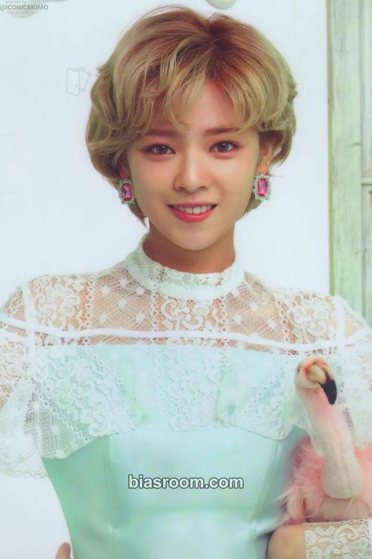 Jeongyeon Twice 1st Tour: Twiceland - The Opening Photocard - TWICE - TWICE K-pop photocard