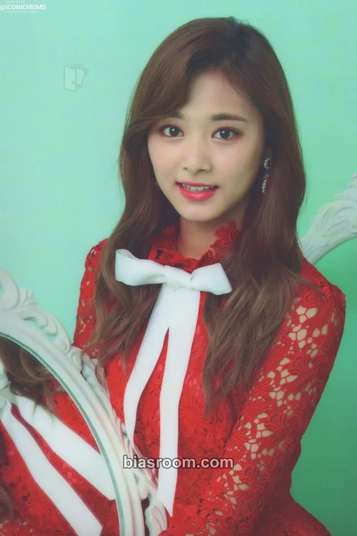 Tzuyu Twice 1st Tour: Twiceland - The Opening Photocard - TWICE - TWICE K-pop photocard