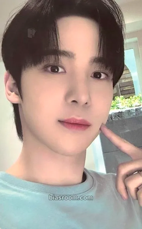 Yunho POTT × ATEEZ Photocard - ATEEZ - ATEEZ K-pop photocard