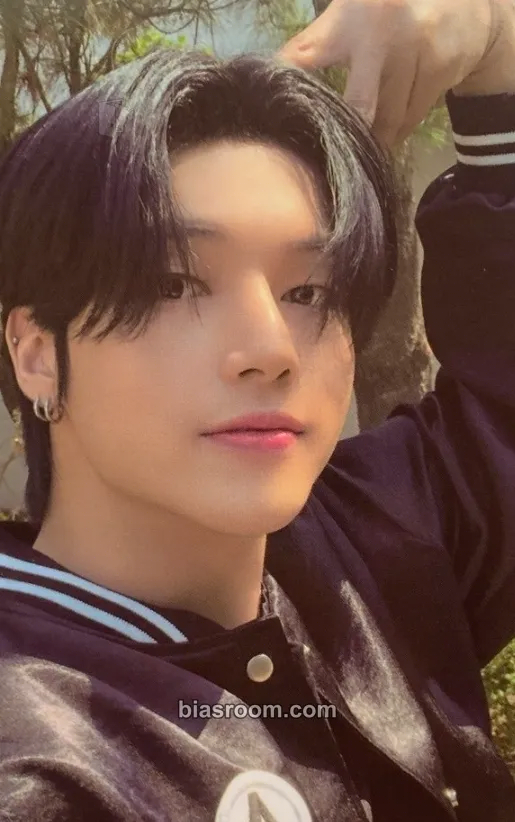 Wooyoung POTT × ATEEZ Photocard - ATEEZ - ATEEZ K-pop photocard