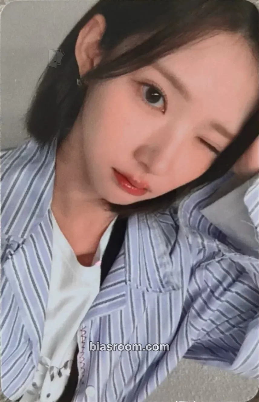 Jiwoo FOCUS Photocard - Hearts2Hearts - Hearts2Hearts K-pop photocard