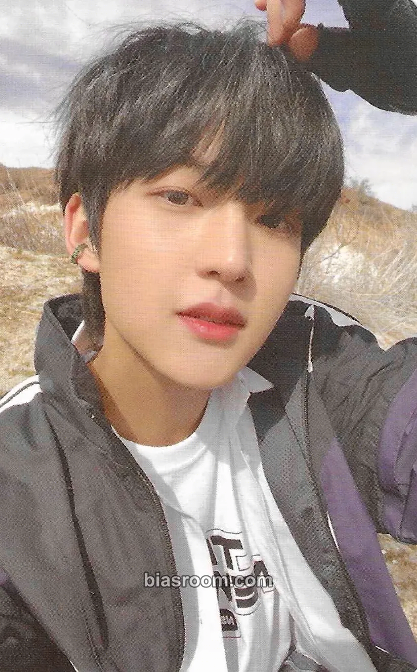 Hwi LOVE NEVER DIES Photocard - TNX - TNX K-pop photocard