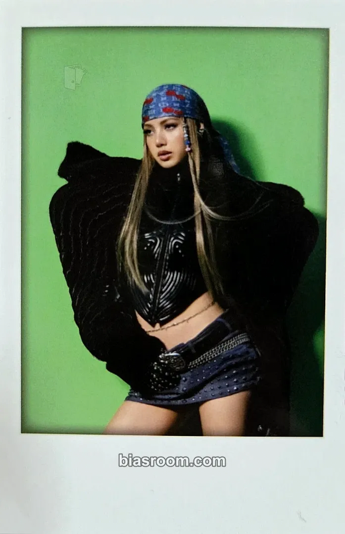 Lisa Deadline Photocard - BLACKPINK - BLACKPINK K-pop photocard