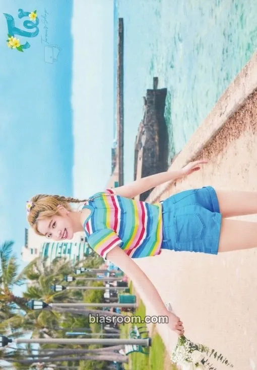 Dahyun Twaii’s Shop Pop-Up Store Photocard - TWICE - TWICE K-pop photocard