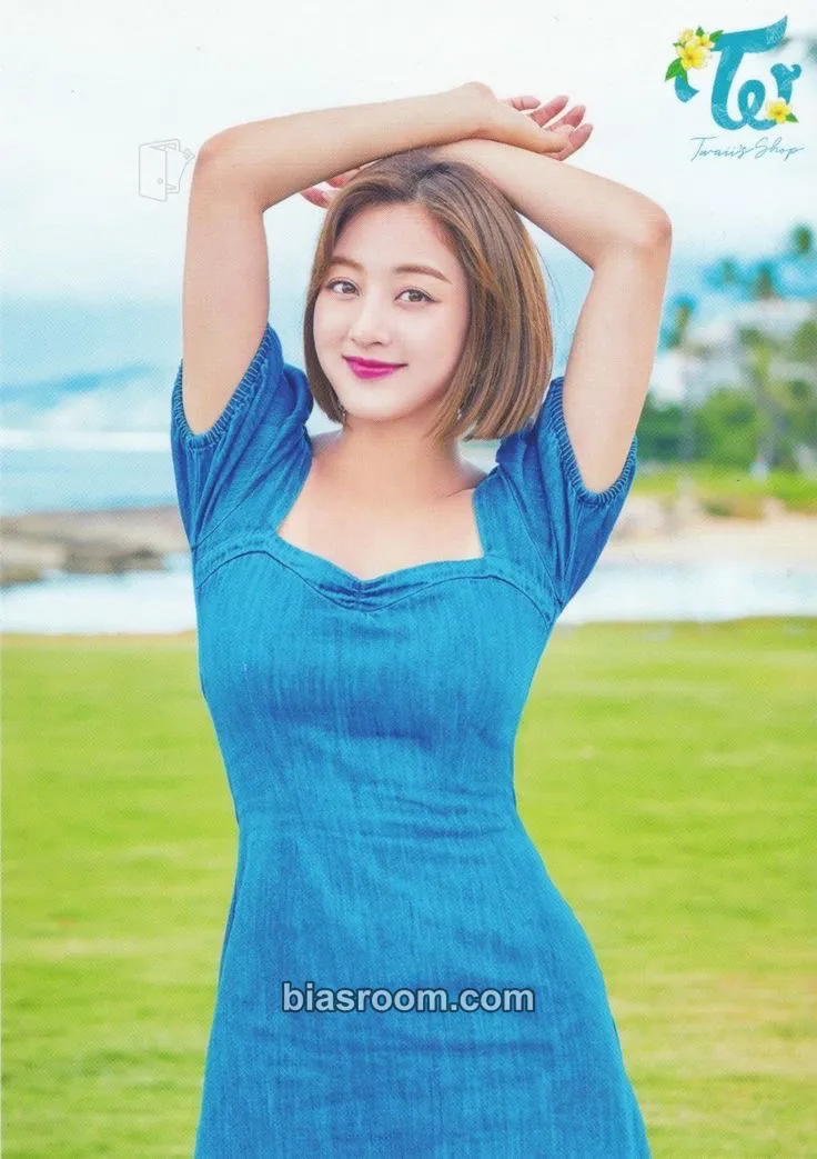 Jihyo Twaii’s Shop Pop-Up Store Photocard - TWICE - TWICE K-pop photocard