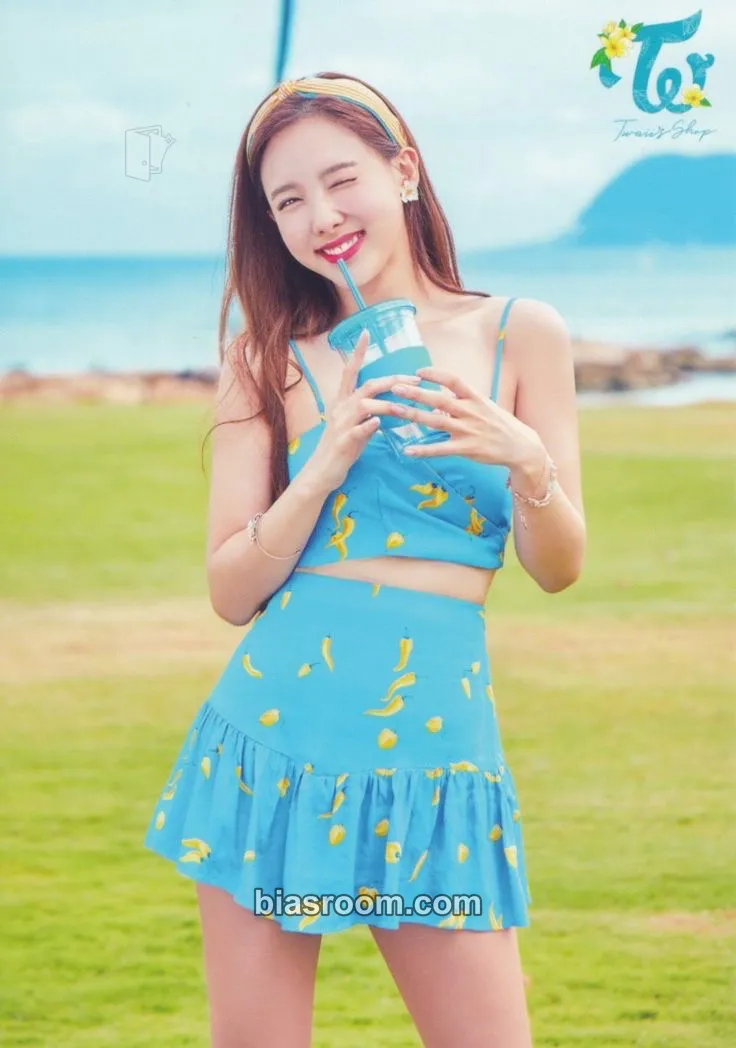 Nayeon Twaii’s Shop Pop-Up Store Photocard - TWICE - TWICE K-pop photocard