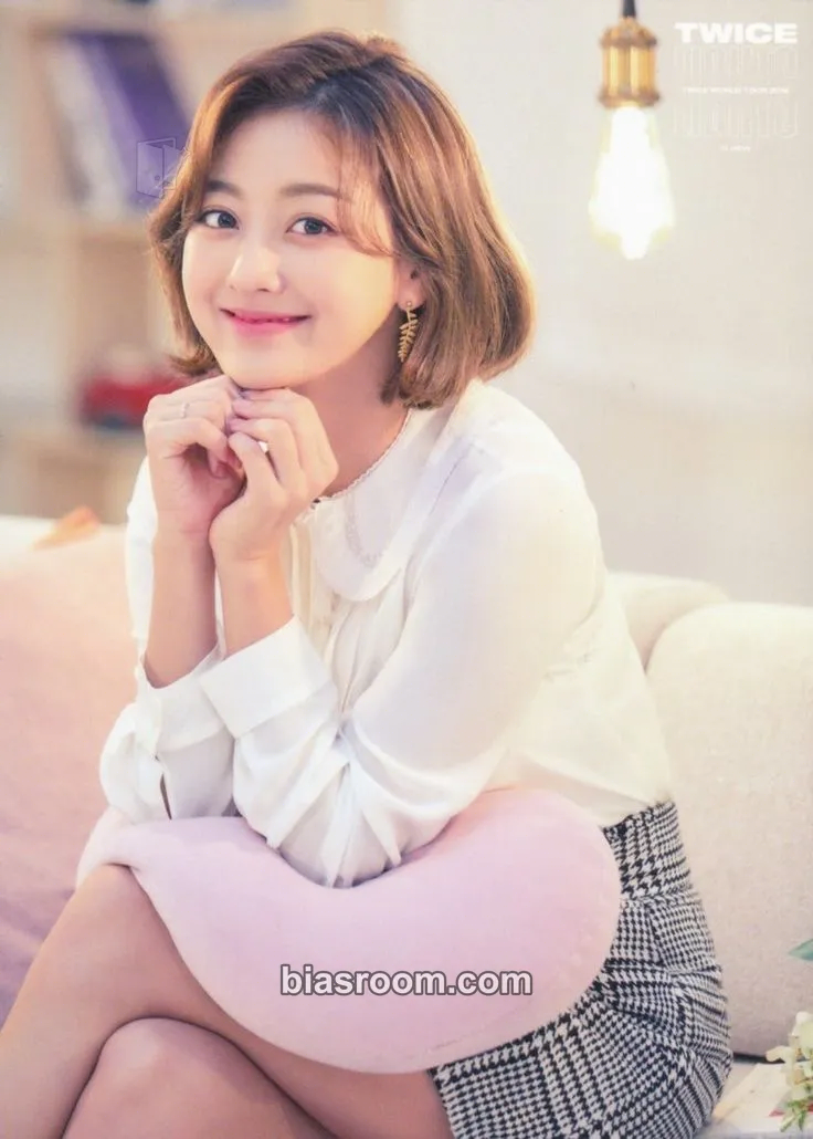 Jihyo TWICE 3rd World Tour TWICELIGHTS Photocard - TWICE - TWICE K-pop photocard