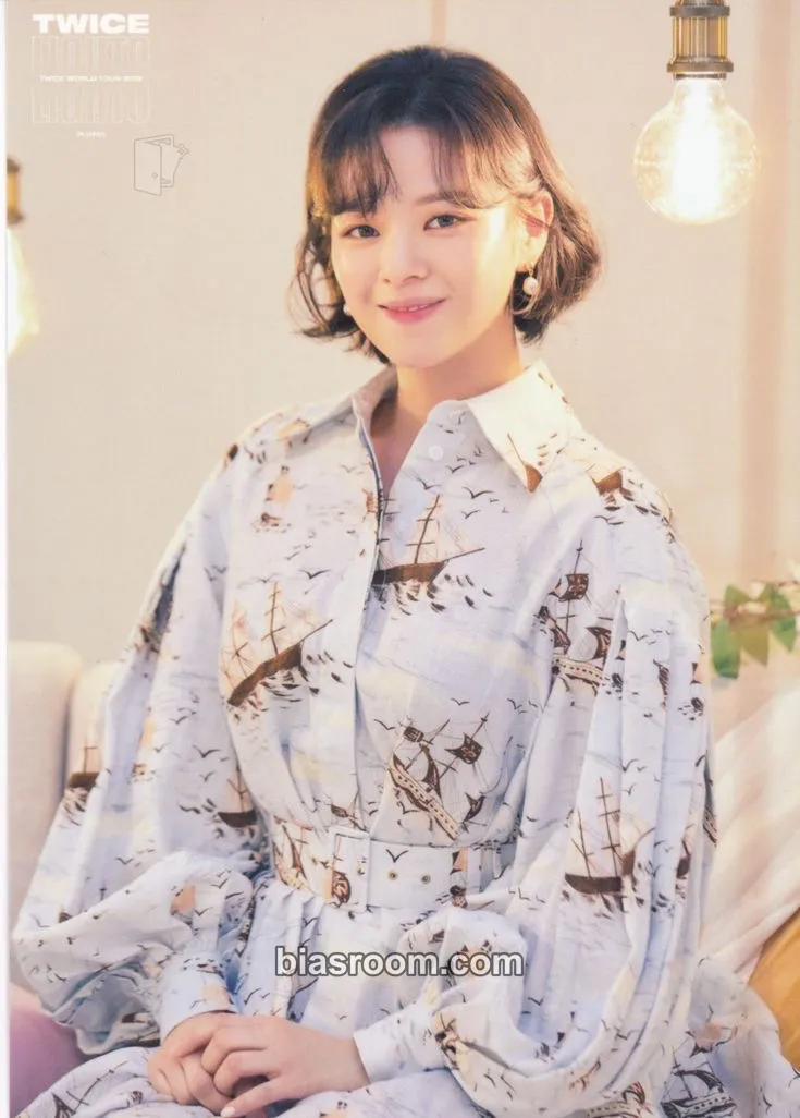Jeongyeon TWICE 3rd World Tour TWICELIGHTS Photocard - TWICE - TWICE K-pop photocard