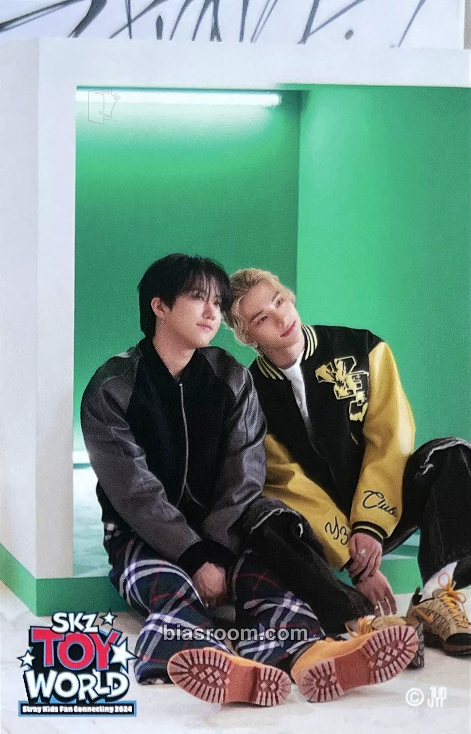 SKZ Toy World-Fan Connecting 2024 Photocard - Stray Kids - Stray Kids K-pop photocard