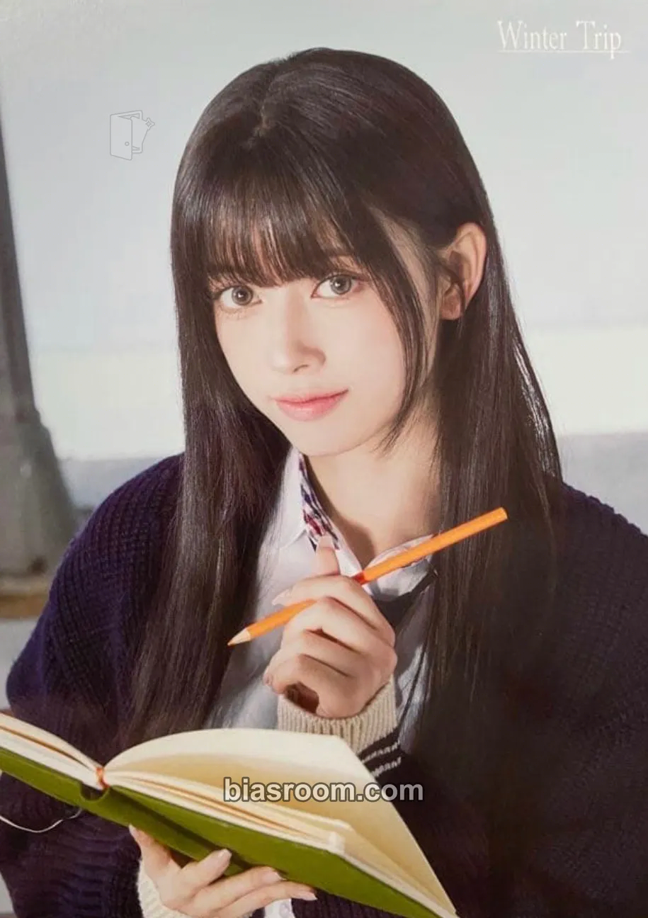 Rima NiziU JYP JAPAN POPUP STORE 2025 “winter trip” Photocard - NiziU - NiziU K-pop photocard