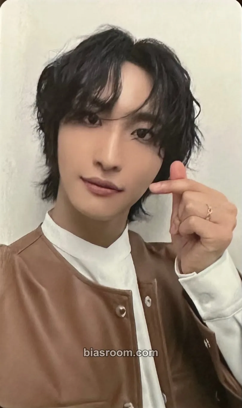 Seonghwa ATEEZ THE MOMENTS : XYZ POP-UP Photocard - ATEEZ - ATEEZ K-pop photocard