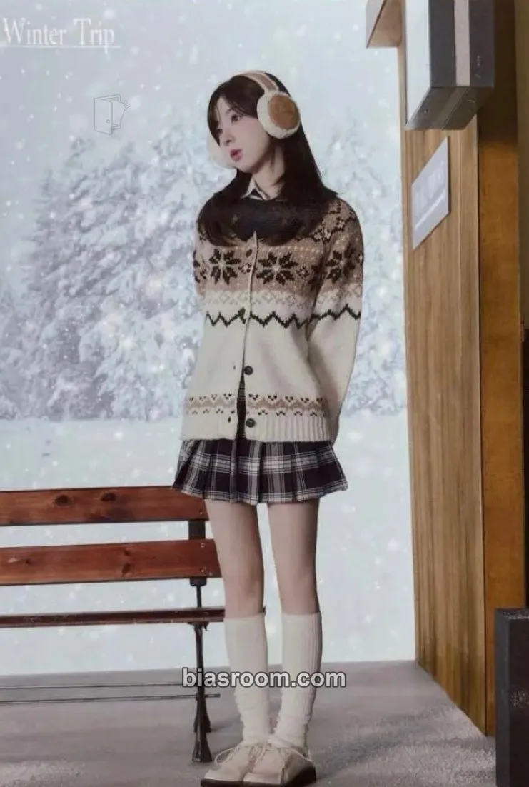 Miihi NiziU JYP JAPAN POPUP STORE 2025 “winter trip” Photocard - NiziU - NiziU K-pop photocard