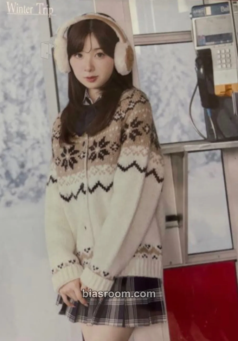 Miihi NiziU JYP JAPAN POPUP STORE 2025 “winter trip” Photocard - NiziU - NiziU K-pop photocard