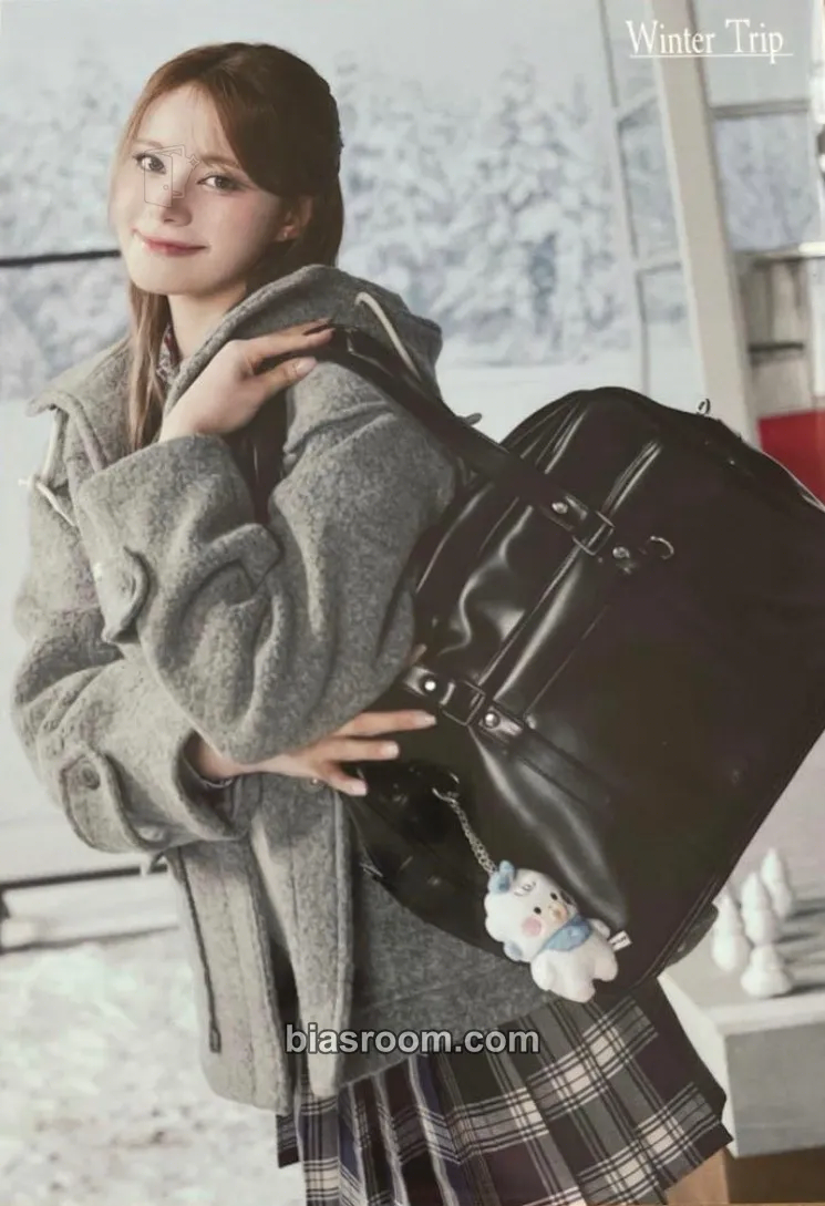 Nina NiziU JYP JAPAN POPUP STORE 2025 “winter trip” Photocard - NiziU - NiziU K-pop photocard
