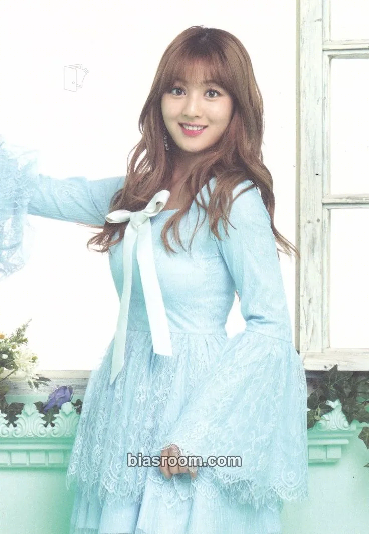 Jihyo Twice 1st Tour: Twiceland - The Opening Photocard - TWICE - TWICE K-pop photocard