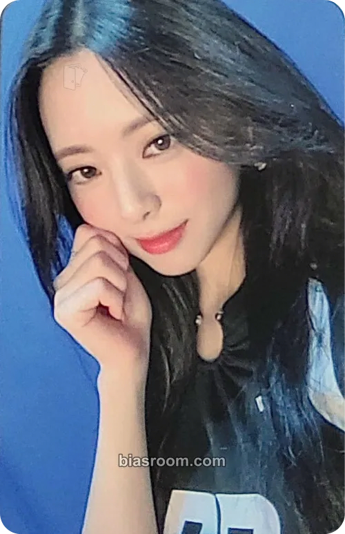 Yuna KILL MY DOUBT Photocard - ITZY - ITZY K-pop photocard