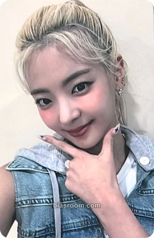 Lia KILL MY DOUBT Photocard - ITZY - ITZY K-pop photocard