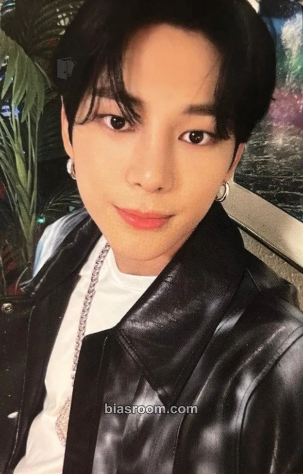 Siyun NOWADAYS Photocard - NOWZ - NOWZ K-pop photocard