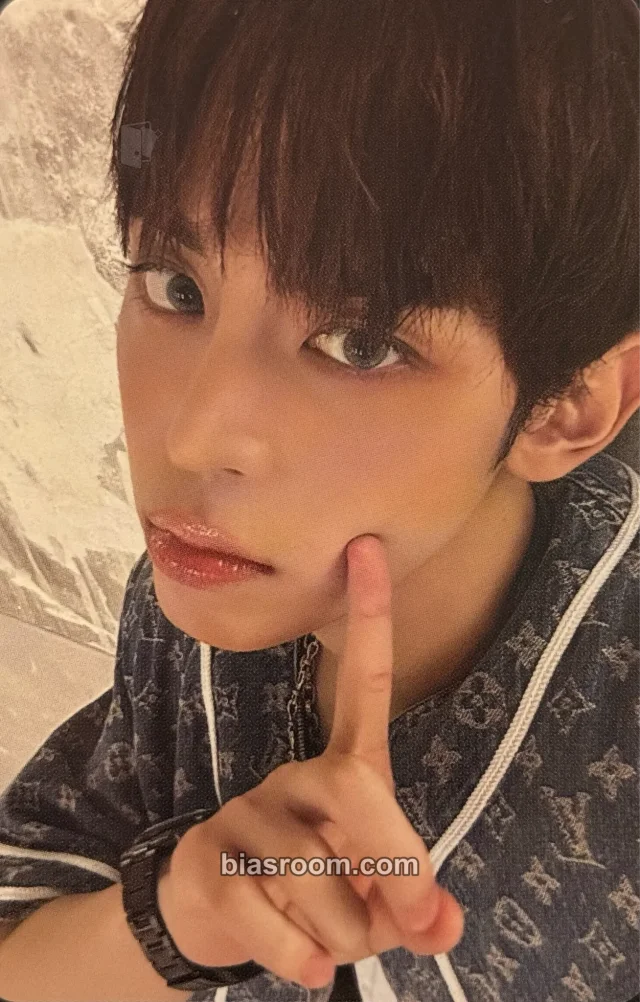 NOWZ - Hyeonbin - PLAY BALL Album album photocard