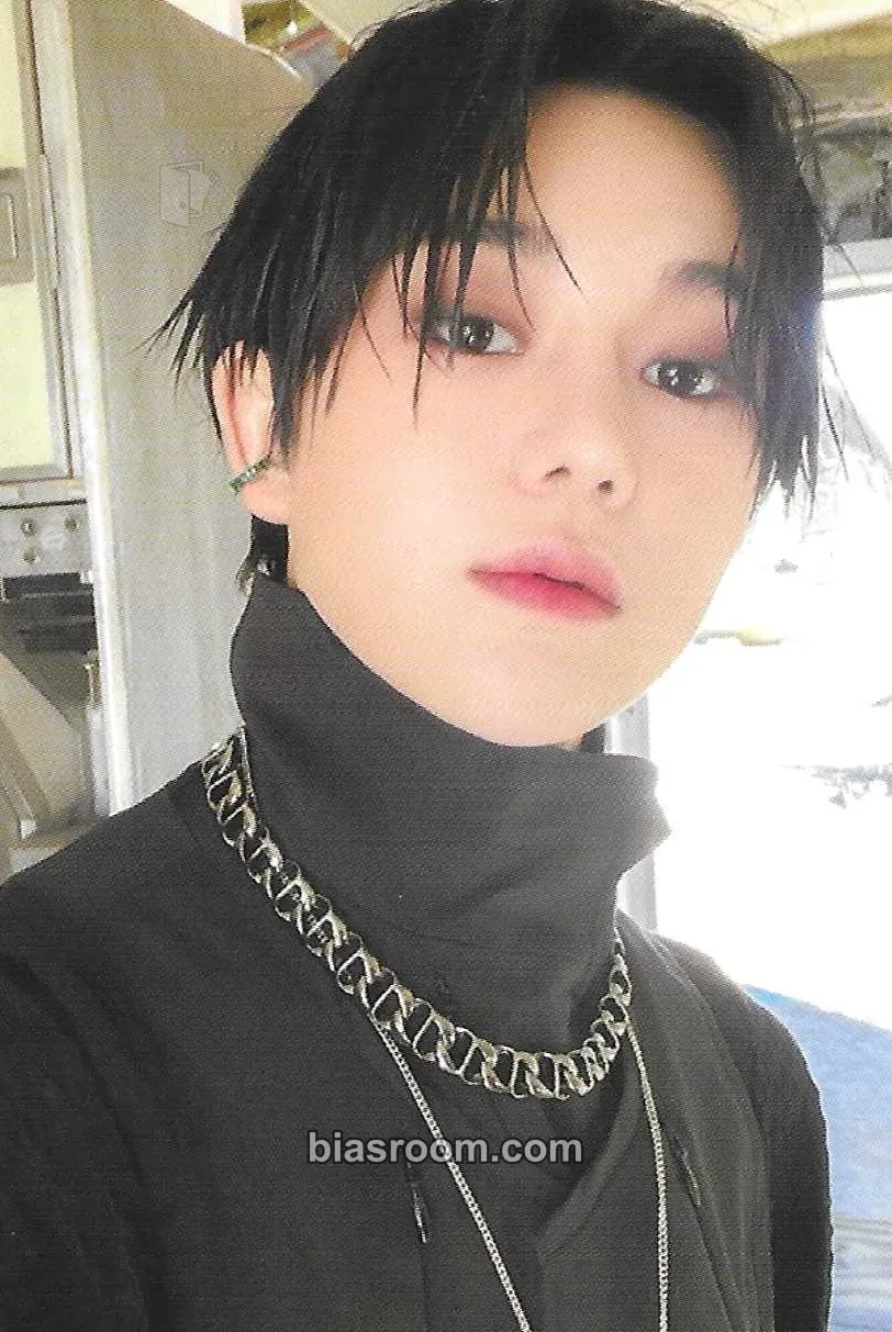 Hyunsoo LOVE NEVER DIES Photocard - TNX - TNX K-pop photocard