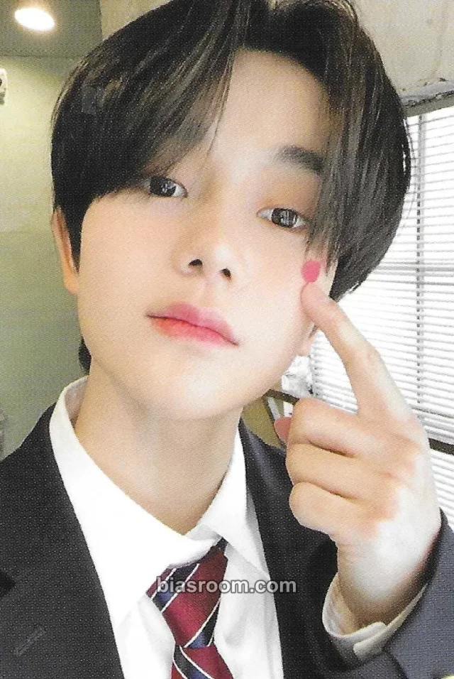 TNX - Hyunsoo - LOVE NEVER DIES Album