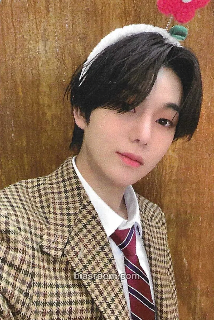 Hyunsoo LOVE NEVER DIES Photocard - TNX - TNX K-pop photocard