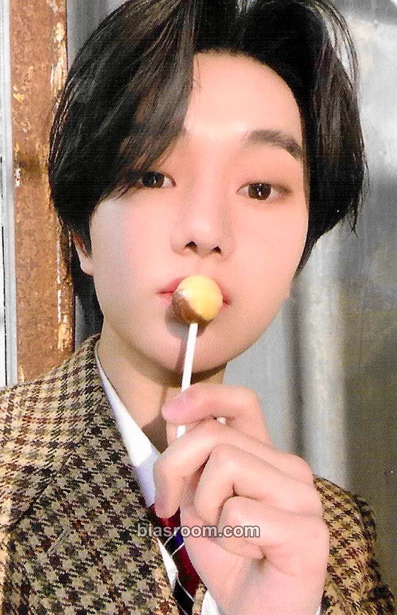 Hyunsoo LOVE NEVER DIES Photocard - TNX - TNX K-pop photocard