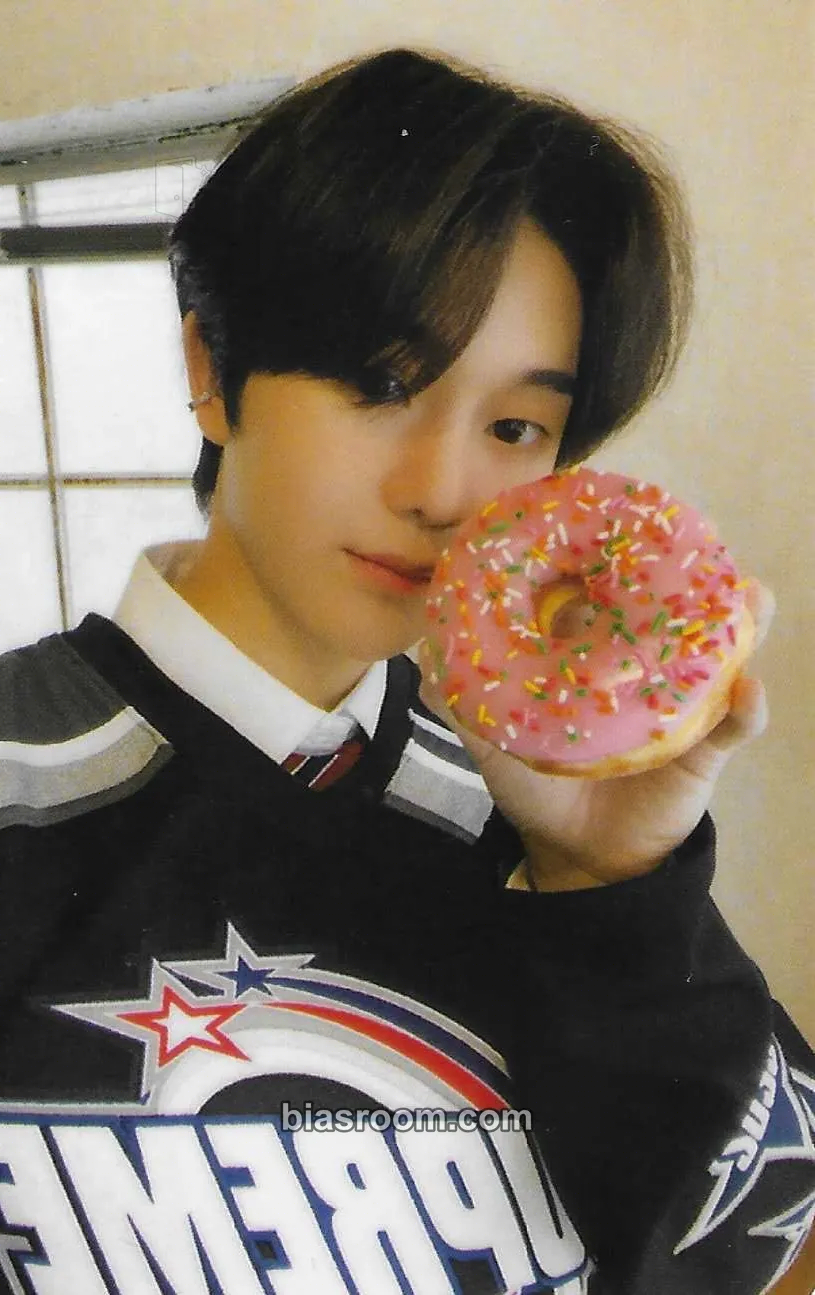 Hyunsoo LOVE NEVER DIES Photocard - TNX - TNX K-pop photocard