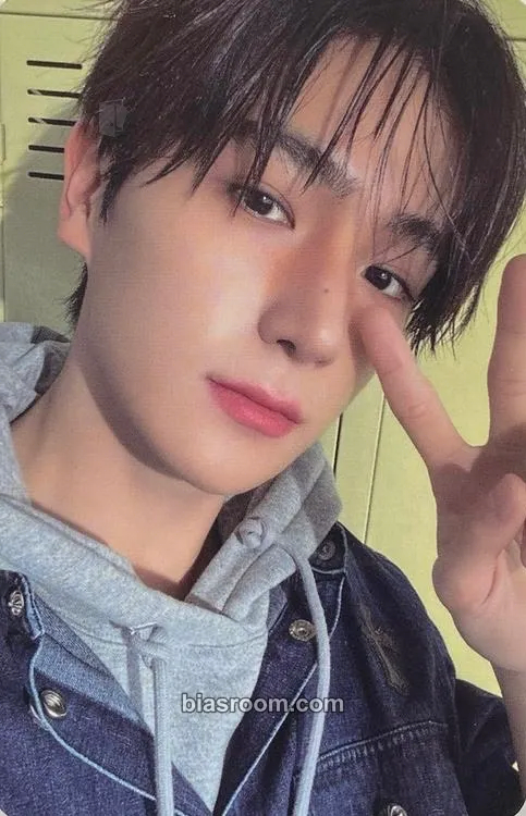 Hyunjae Unexpected Photocard - THE BOYZ - THE BOYZ K-pop photocard