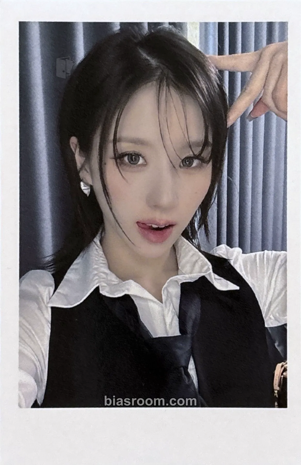 HeeJin Club Icarus Photocard - ARTMS - ARTMS K-pop photocard
