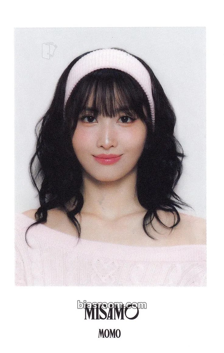 Momo MISAMO Japan Dome Tour 2024 ‘HAUTE COUTURE’ Photocard - TWICE - TWICE K-pop photocard