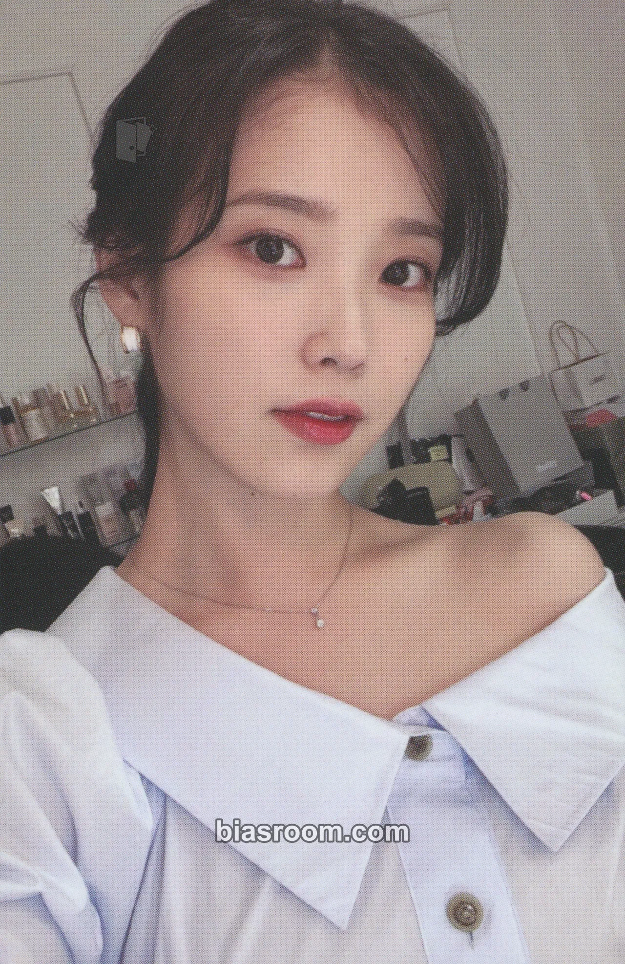 IU 5th UAENA Membership Kit Photocard - IU K-pop photocard