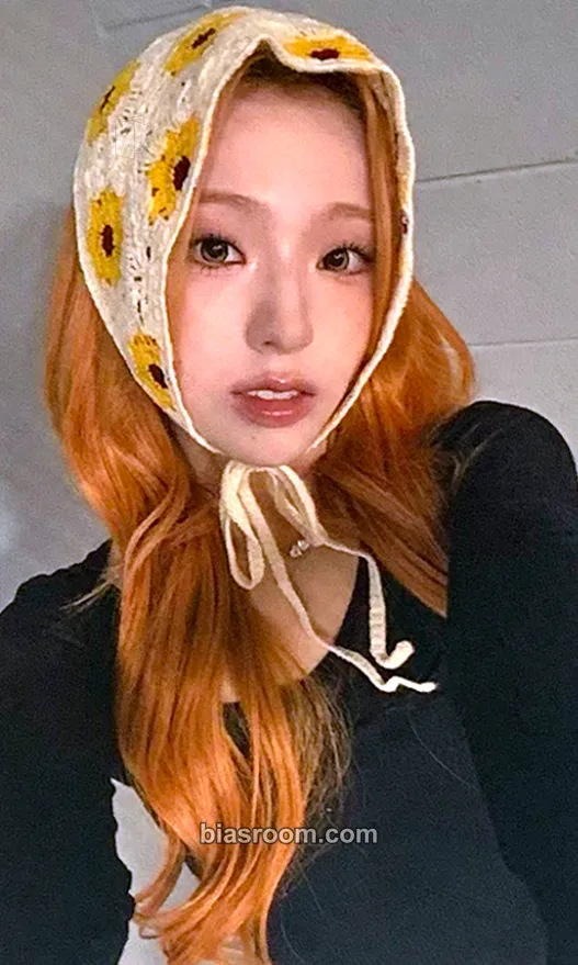 Chaerin Wild Cherry Photocard - ICHILLIN’ - ICHILLIN’ K-pop photocard