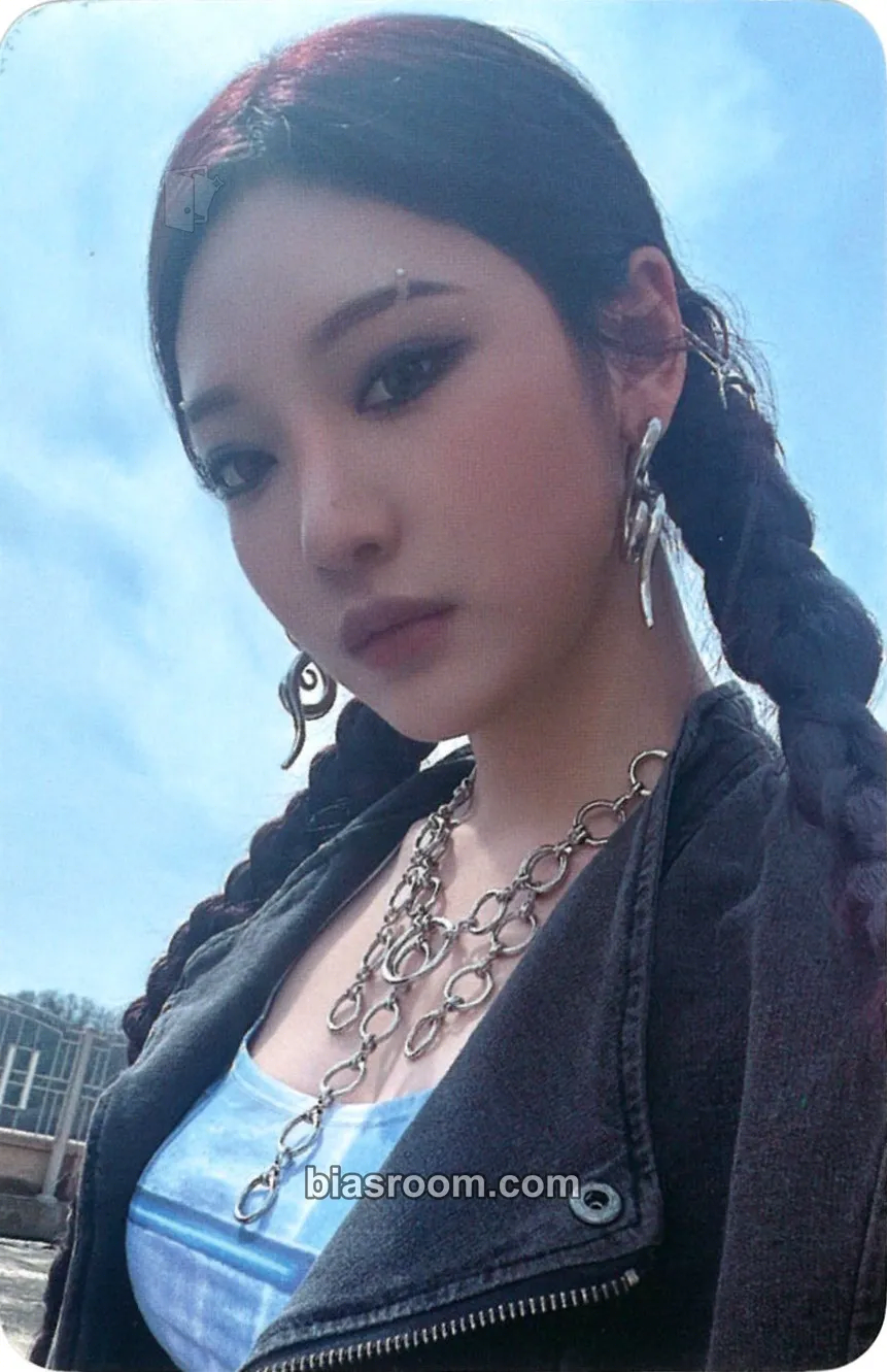 Ningning Armageddon Photocard - aespa - aespa K-pop photocard