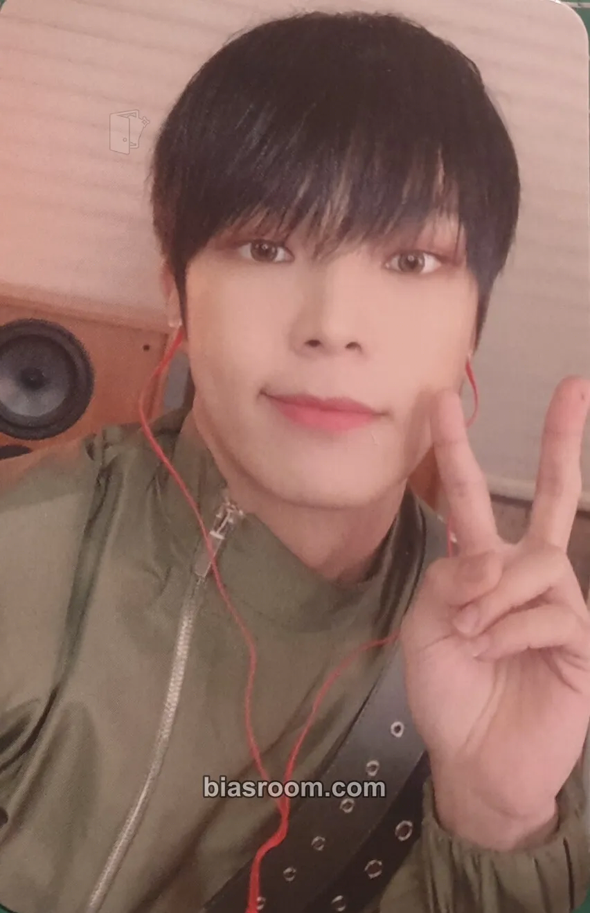Dongheon FACE US Photocard - VERIVERY - VERIVERY K-pop photocard