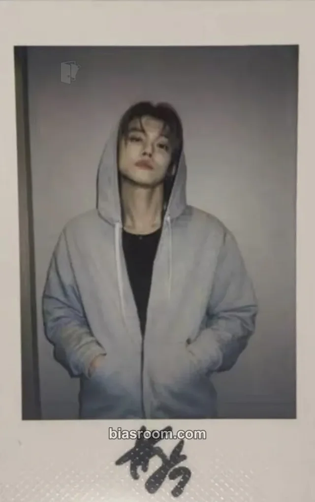 TOMORROW X TOGETHER - Yeonjun - NO LABELS: PART 01 Album jingdong event polaroid winner benefit