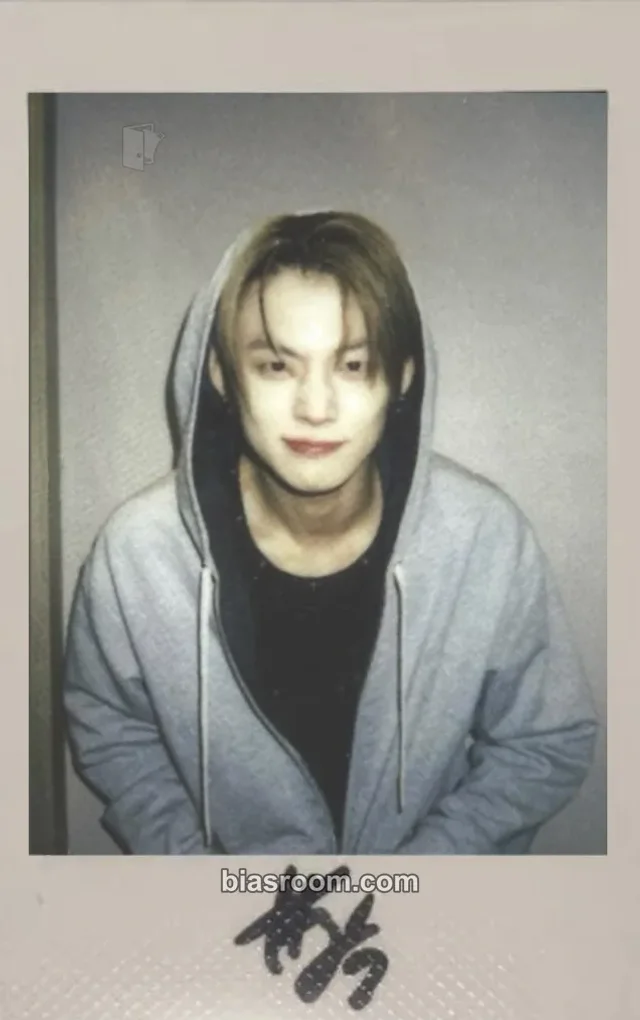 TOMORROW X TOGETHER - Yeonjun - NO LABELS: PART 01 Album jingdong event polaroid winner benefit