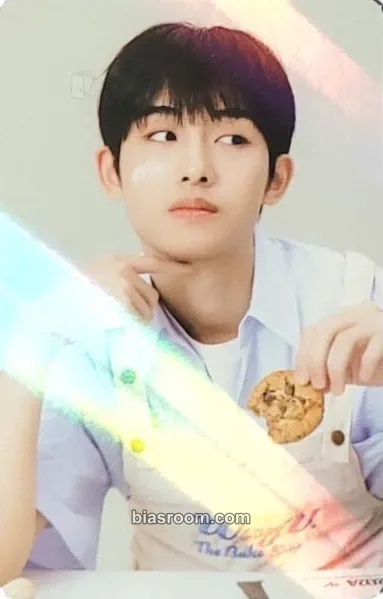 Winwin 2024 Season's Greetings Photocard - WayV - WayV K-pop photocard