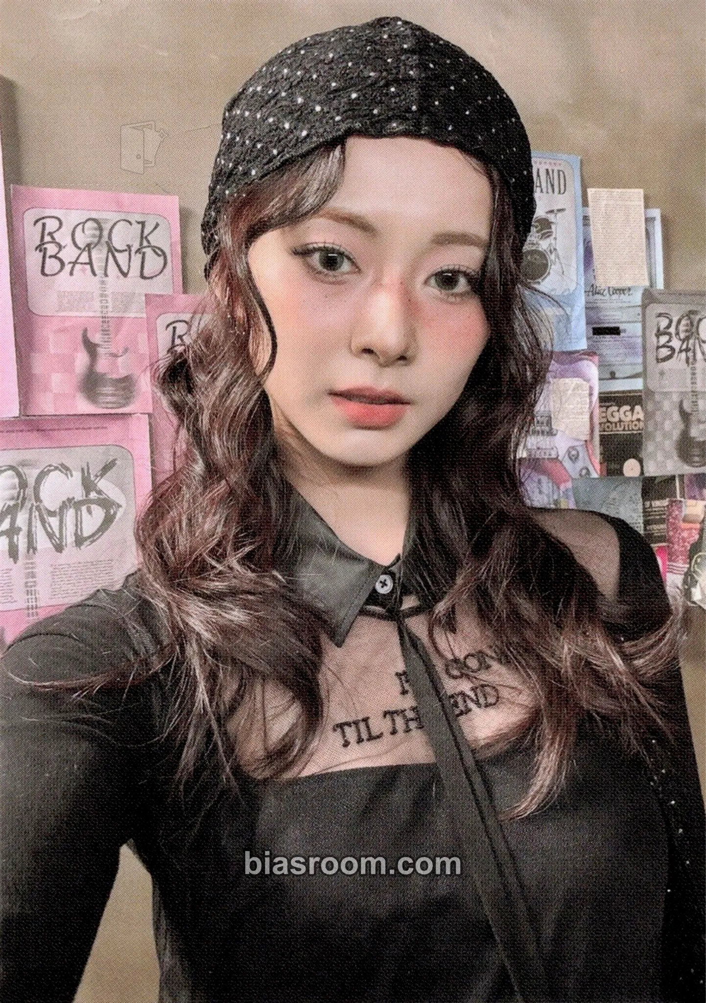 Tzuyu ENEMY Photocard - TWICE - TWICE K-pop photocard