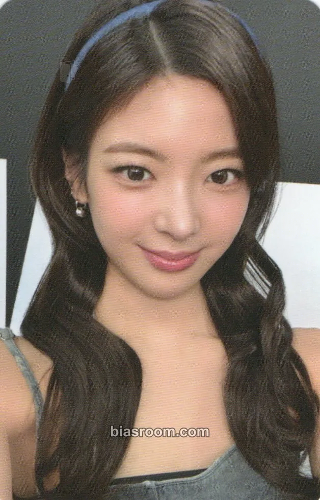 Lia TUNNEL VISION Photocard - ITZY - ITZY K-pop photocard