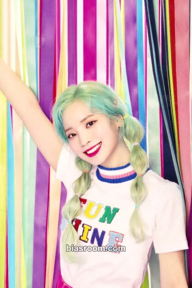 Dahyun Happy Happy Photocard - TWICE - TWICE K-pop photocard