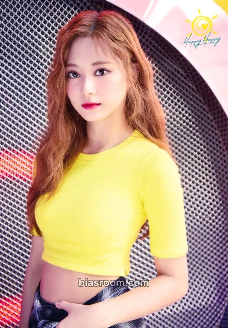 Tzuyu Happy Happy Photocard - TWICE - TWICE K-pop photocard