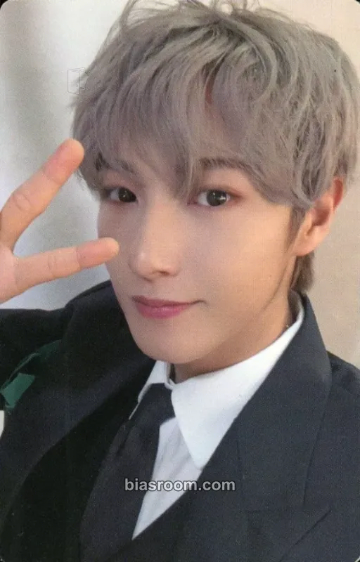 Renjun NCT NATION: To The World Photocard - NCT - NCT K-pop photocard