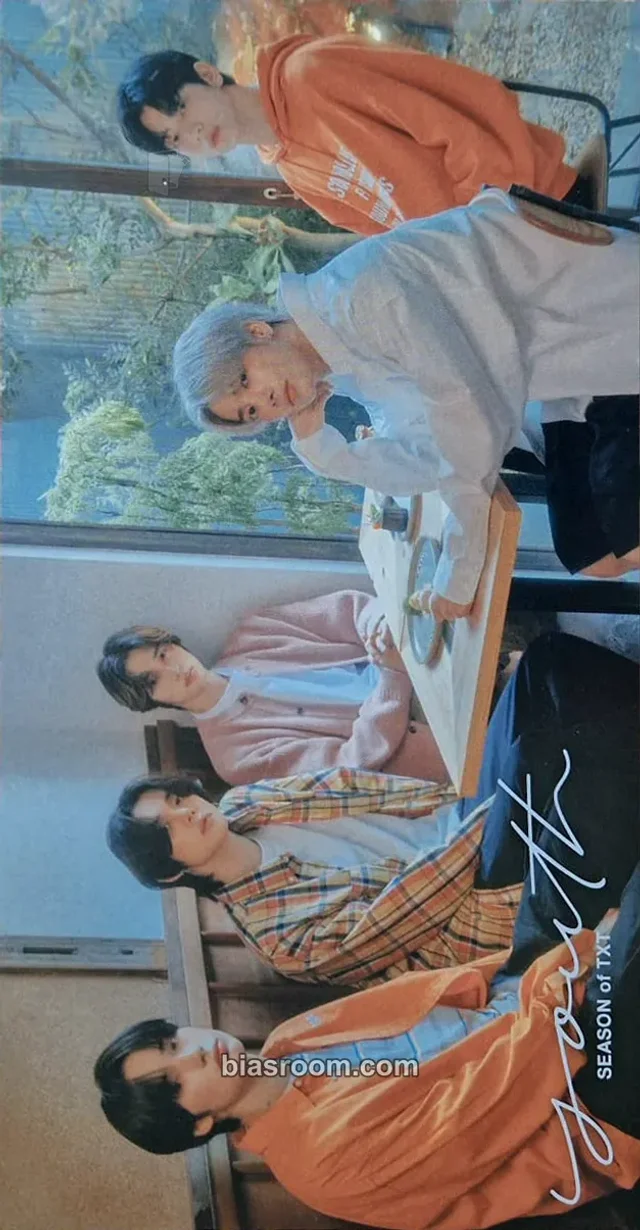 TOMORROW X TOGETHER - Other pob (pre-order benefit) ums japan (universal music store) postcard