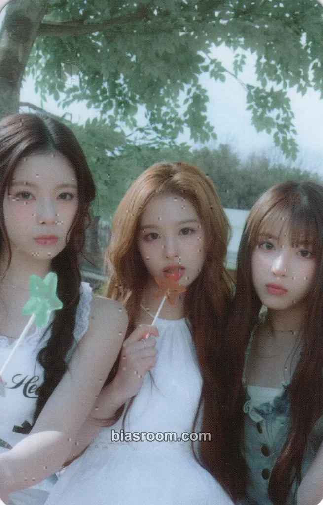 NSWER VACATION Photocard - NMIXX - NMIXX K-pop photocard