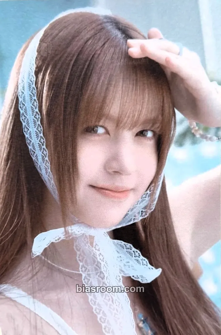 Lily NSWER VACATION Photocard - NMIXX - NMIXX K-pop photocard