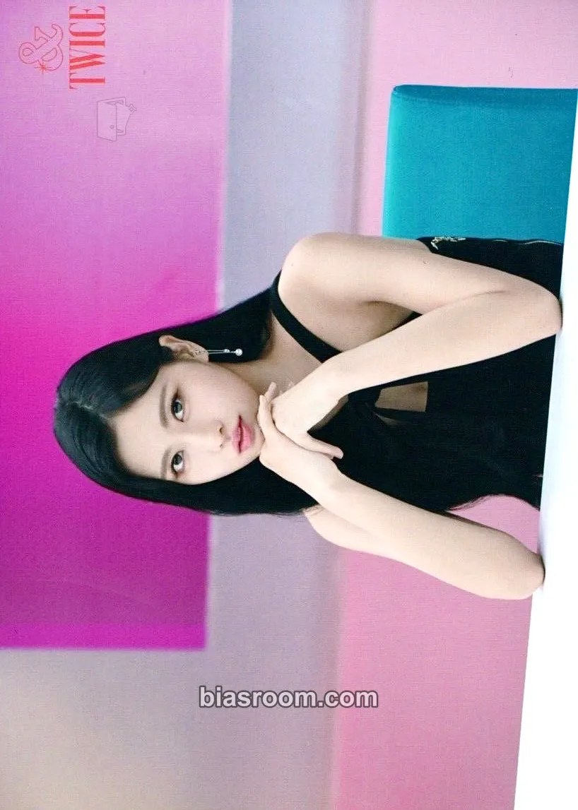 Momo &TWICE Photocard - TWICE - TWICE K-pop photocard