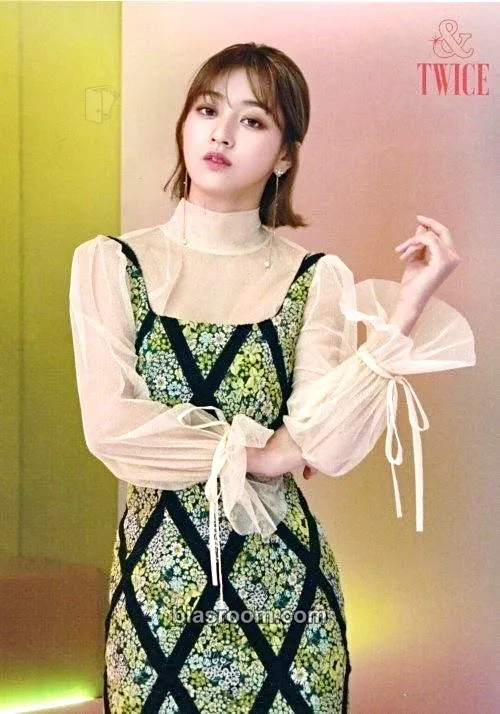 Jihyo &TWICE Photocard - TWICE - TWICE K-pop photocard