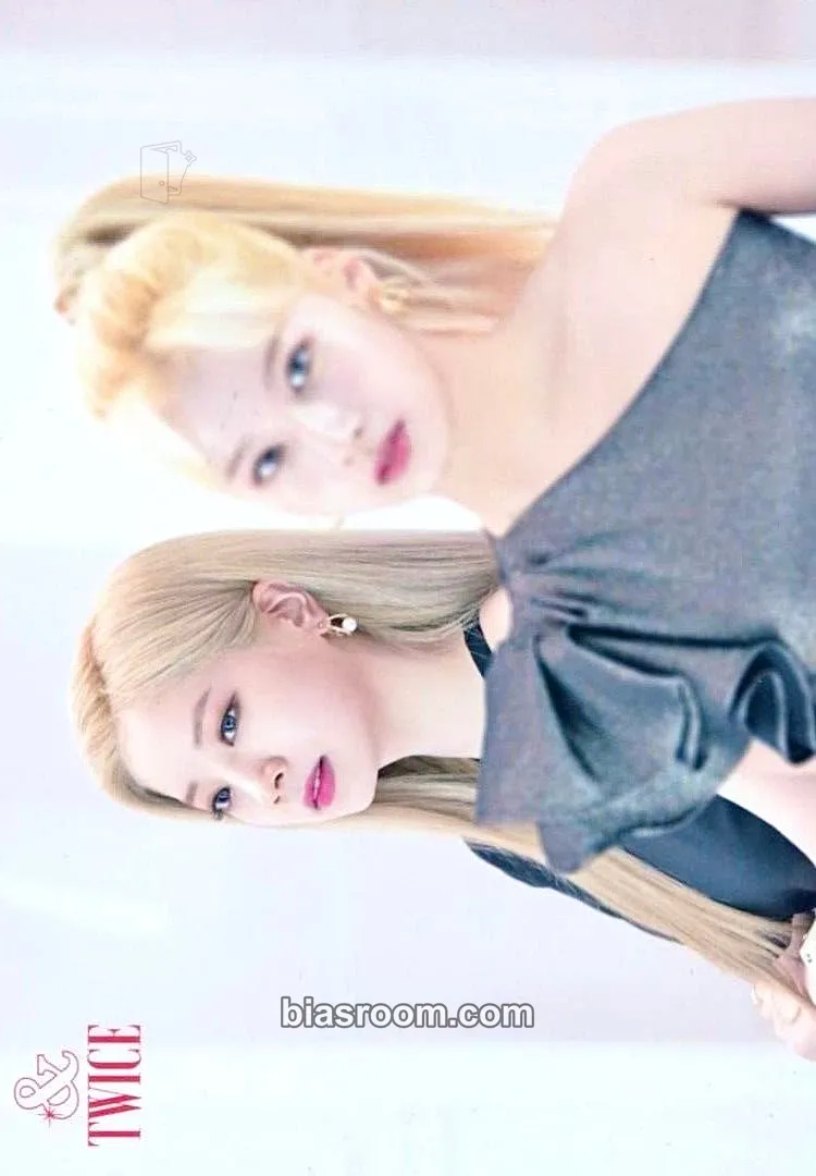 &TWICE Photocard - TWICE - TWICE K-pop photocard