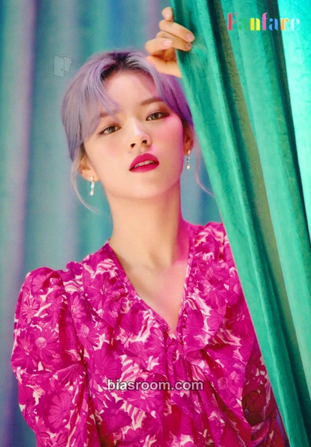 Jeongyeon Fanfare Photocard - TWICE - TWICE K-pop photocard